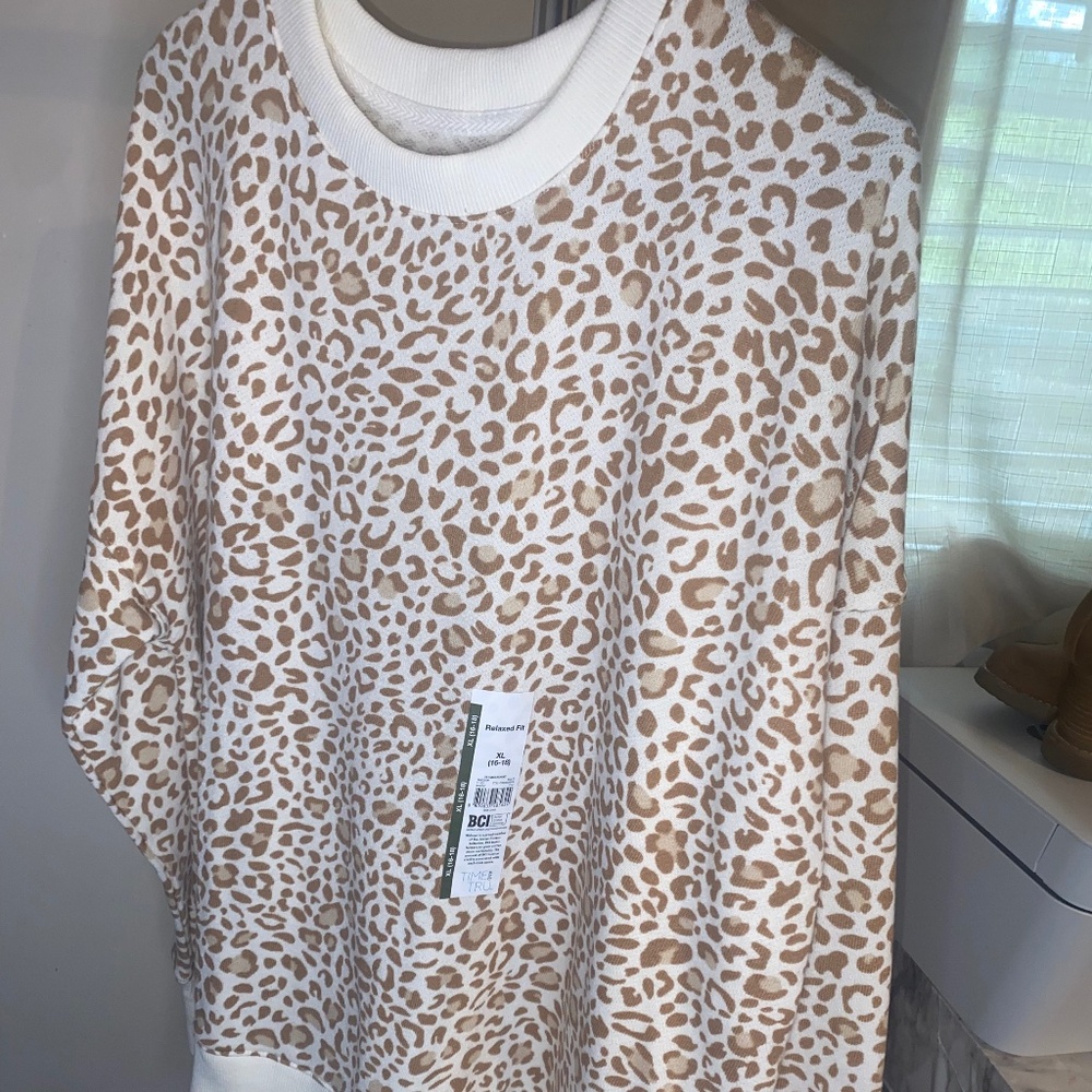 Relaxed Fit Sweater